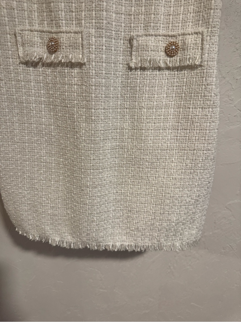 NWT Classic Short-Sleeve Tweed Shift Dress in Cream - Picture 3 of 10